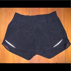 Lululemon Hotty Hot Shorts 4” | Black | 8 Tall |